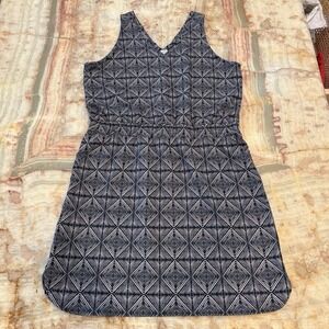 KAVU Dress Womens XL Black White Geometric Print Sleeveless V Neck Outdoor